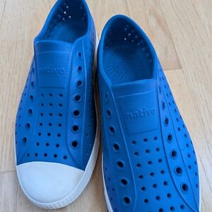Native Jefferson Adult Unisex Blue Slip-On Shoes